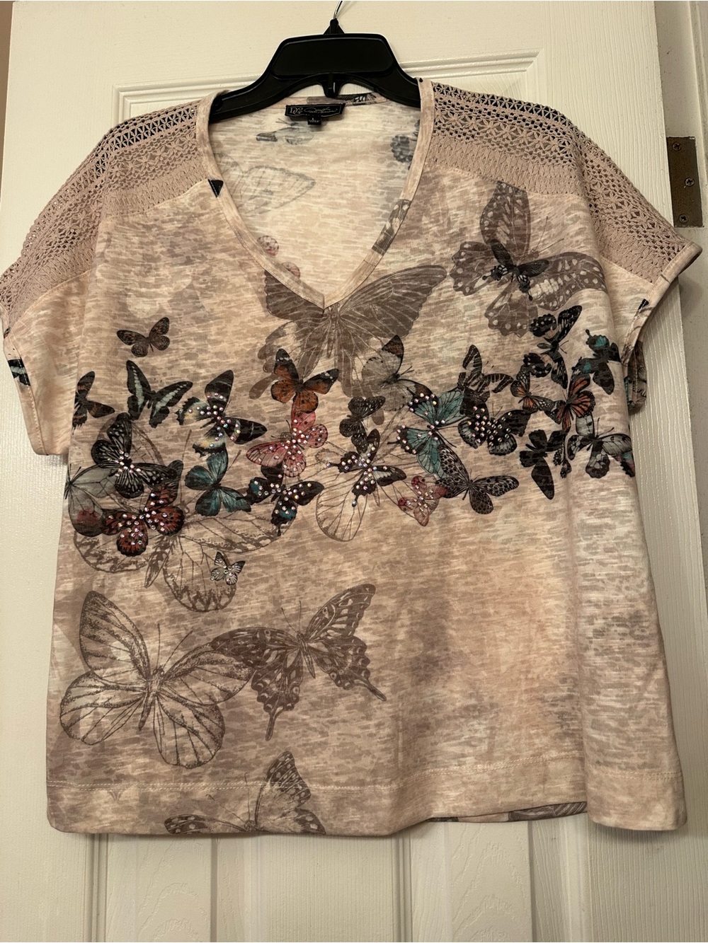 DG2 Women’s V-Neck Butterfly Print Short Sleeve Top - Beige